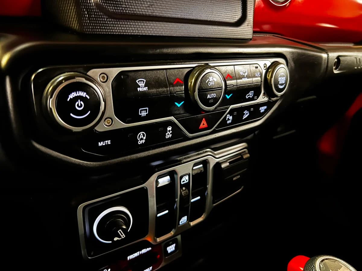 JEEP WRANGLER RUBICON UNLIMITED 3.6 2021 - Imagen 17