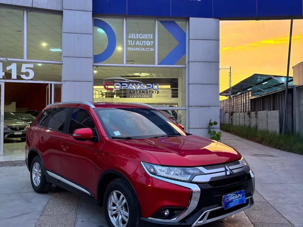 MITSUBISHI Outlander 2.0 2020 - Imagen 3
