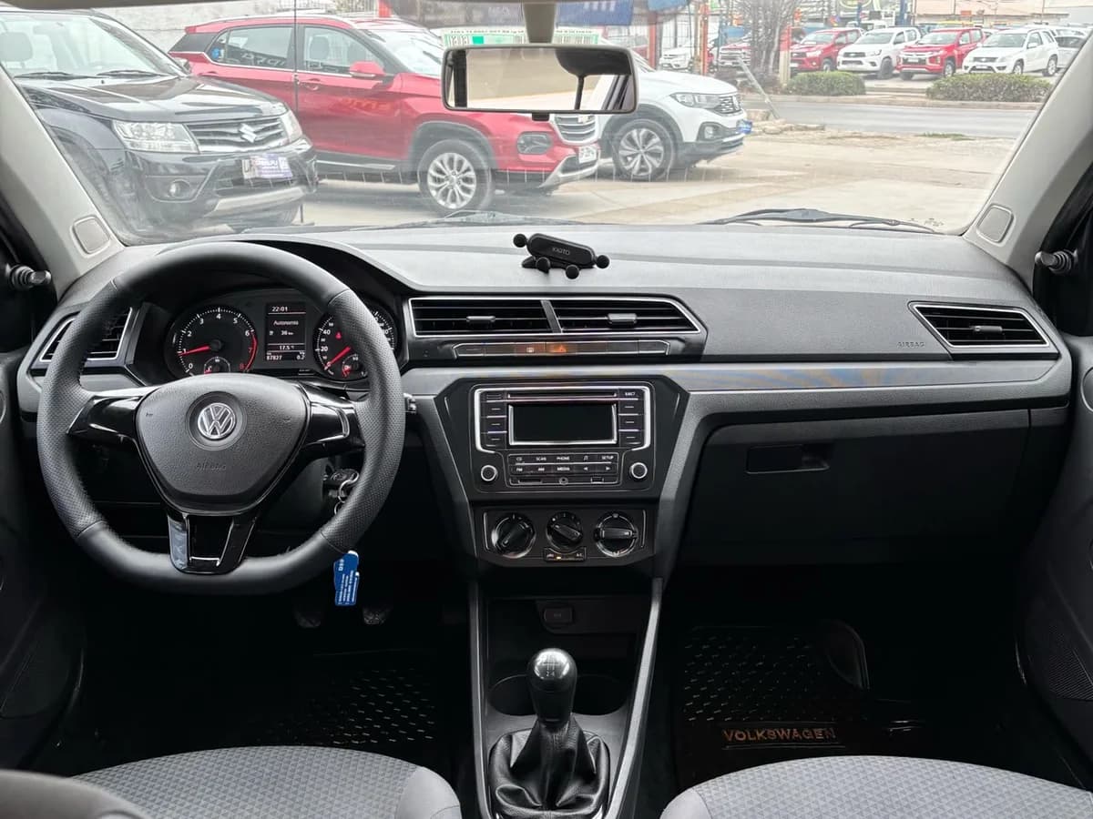 VOLKSWAGEN Voyage TRENDLINE 1.6 2020 - Imagen 8