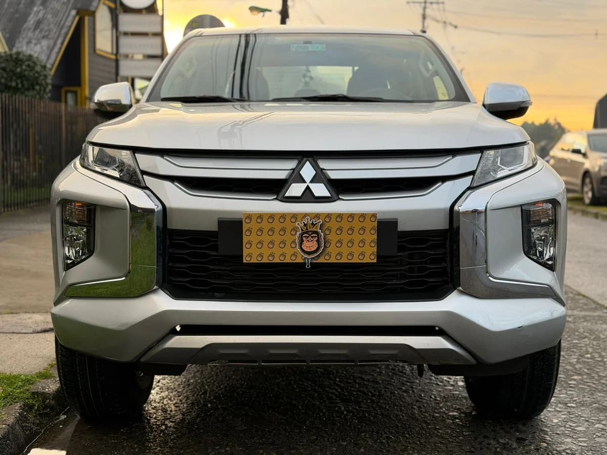 MITSUBISHI l200 KATANA CRT 4X4 2.4 2022 - Imagen 3