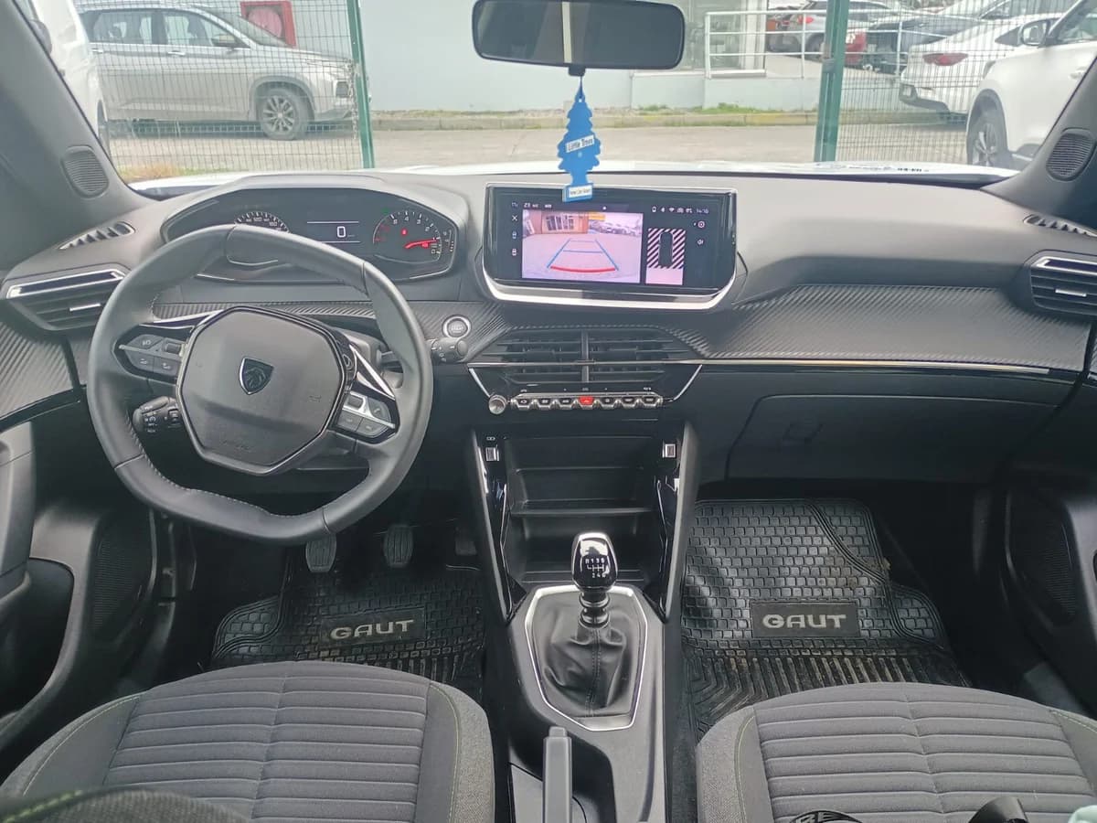 PEUGEOT 2008 1.2 2024 - Imagen 5