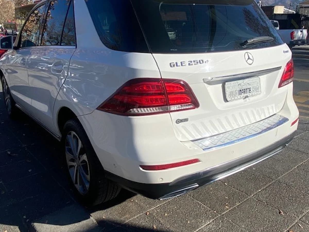 MERCEDES-BENZ GLE 250D Diesel 2.1 2016 - Imagen 7