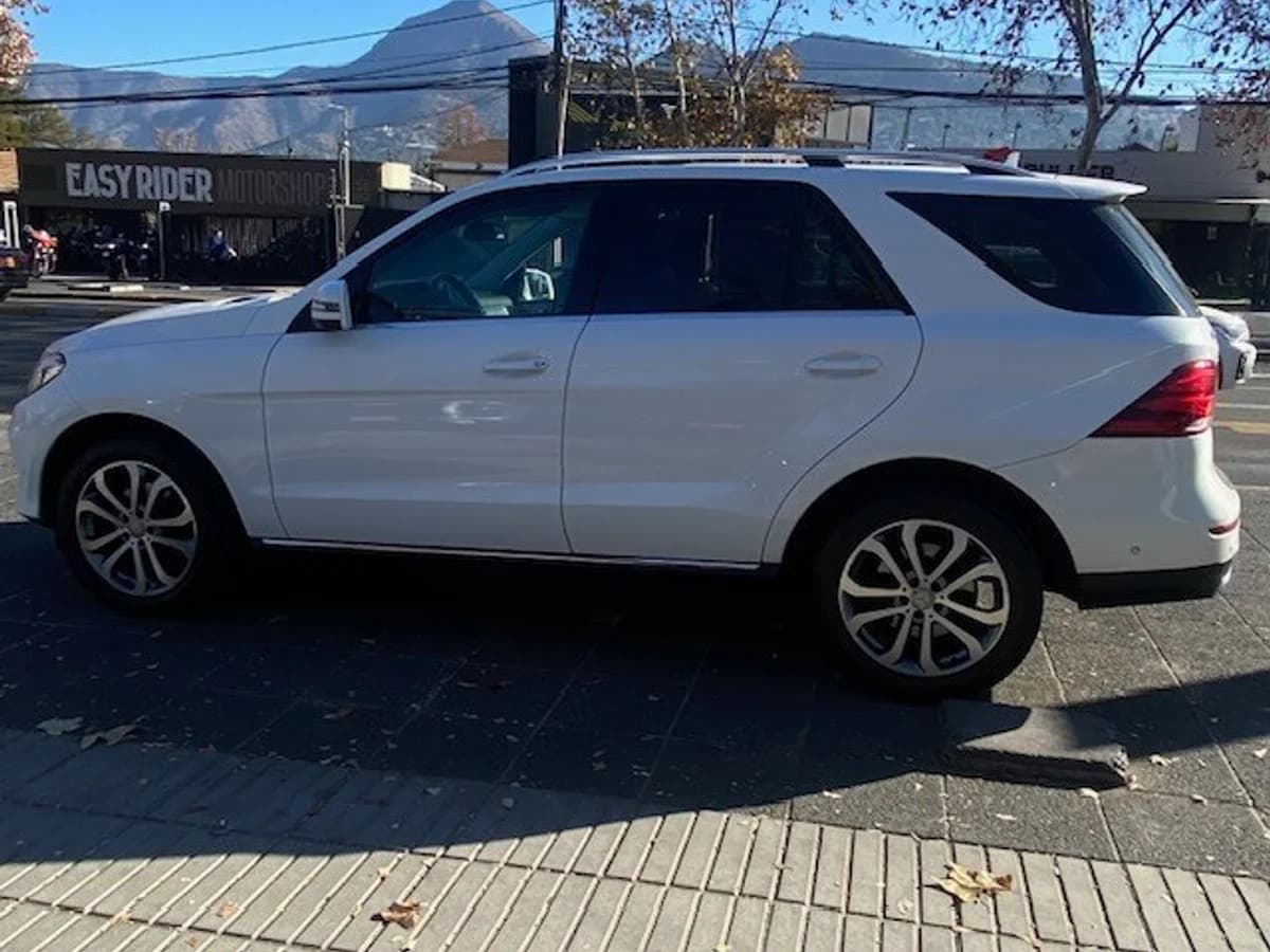 MERCEDES-BENZ GLE 250D Diesel 2.1 2016 - Imagen 9