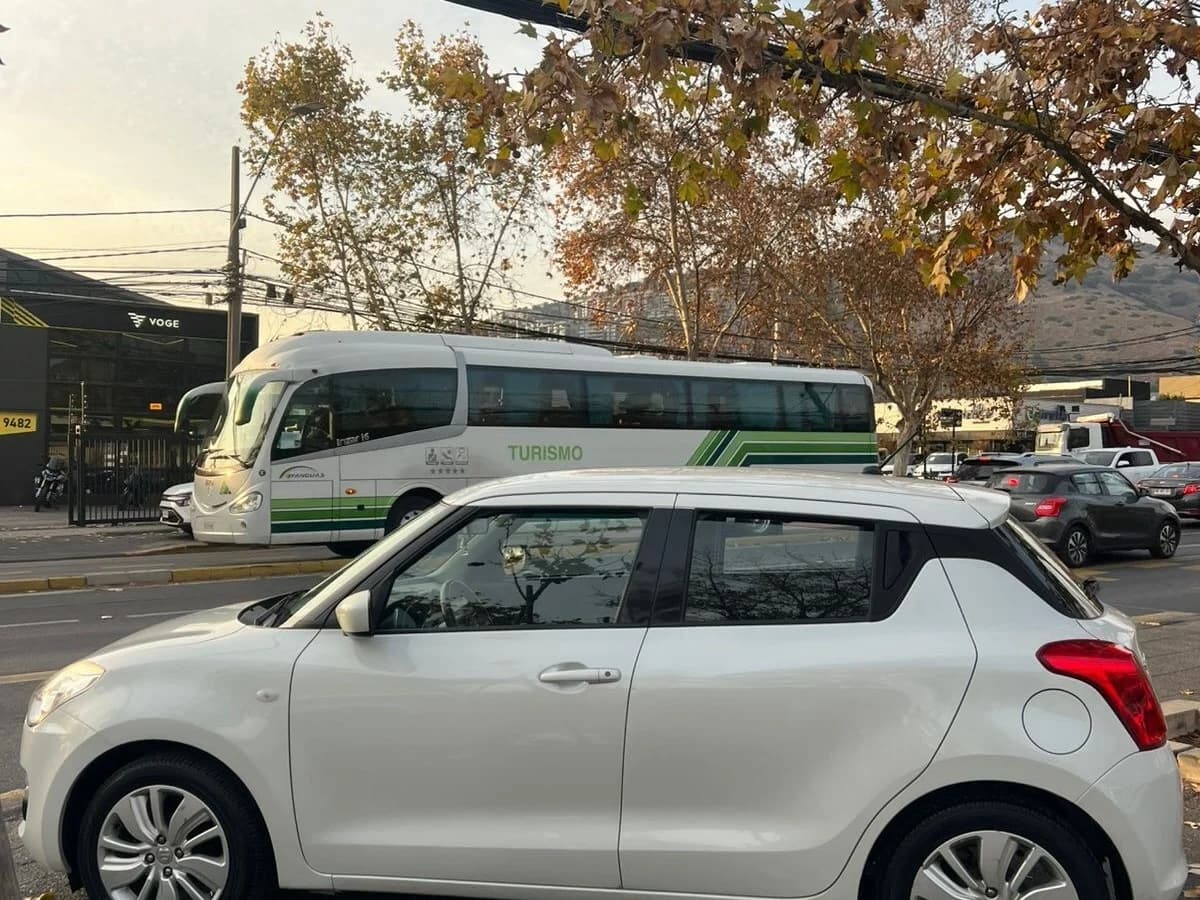 SUZUKI SWIFT GLS 1.2 Automatico 2017 - Imagen 4
