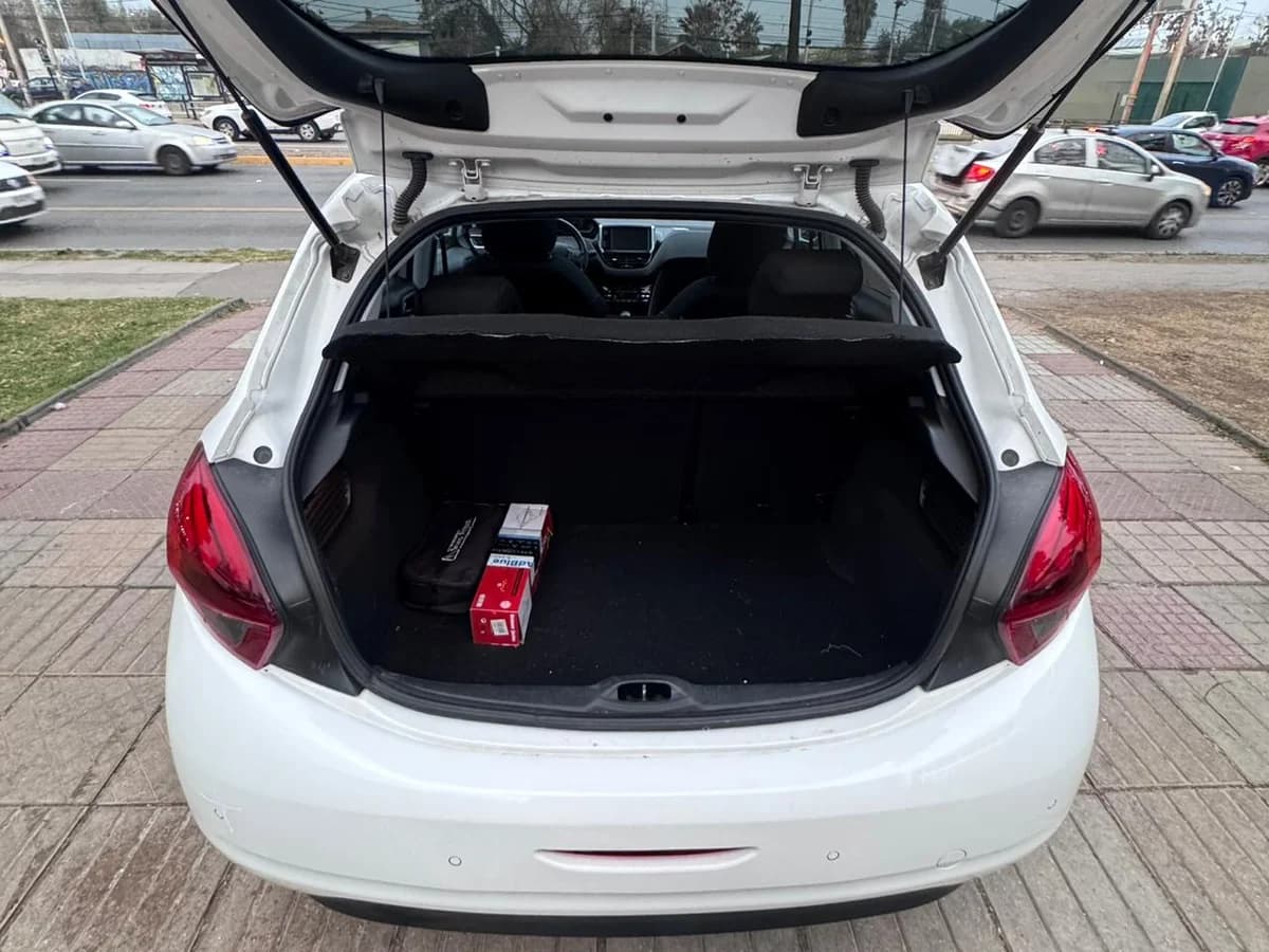 PEUGEOT 208 ALLURE 1.2 ALLURE 1.6 2019 - Imagen 5