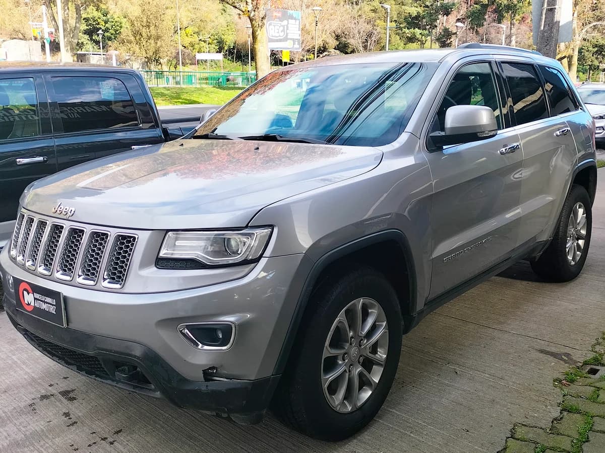 JEEP GRAND CHEROKEE 3.6 LAREDO SPRING 4X4 AT 5P 2015 - Imagen 2
