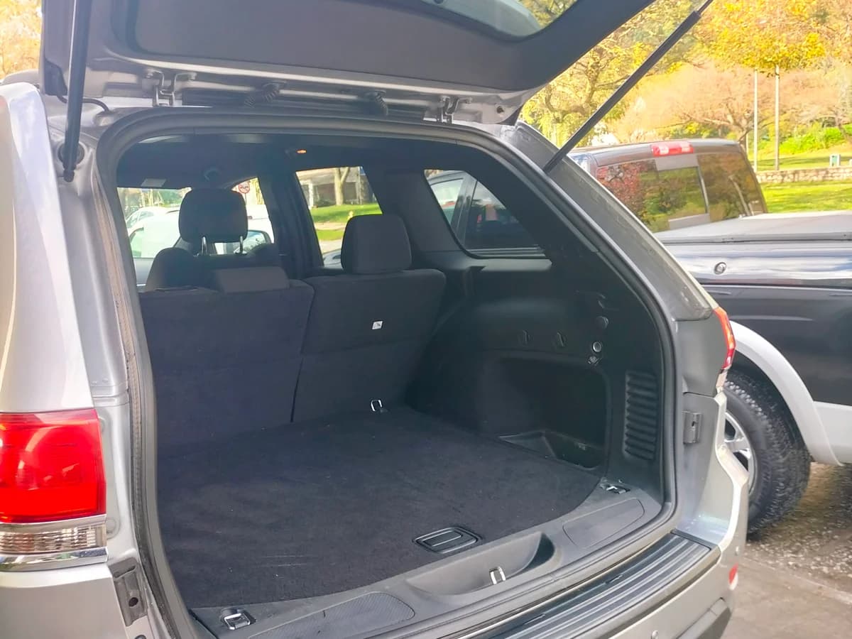 JEEP GRAND CHEROKEE 3.6 LAREDO SPRING 4X4 AT 5P 2015 - Imagen 9