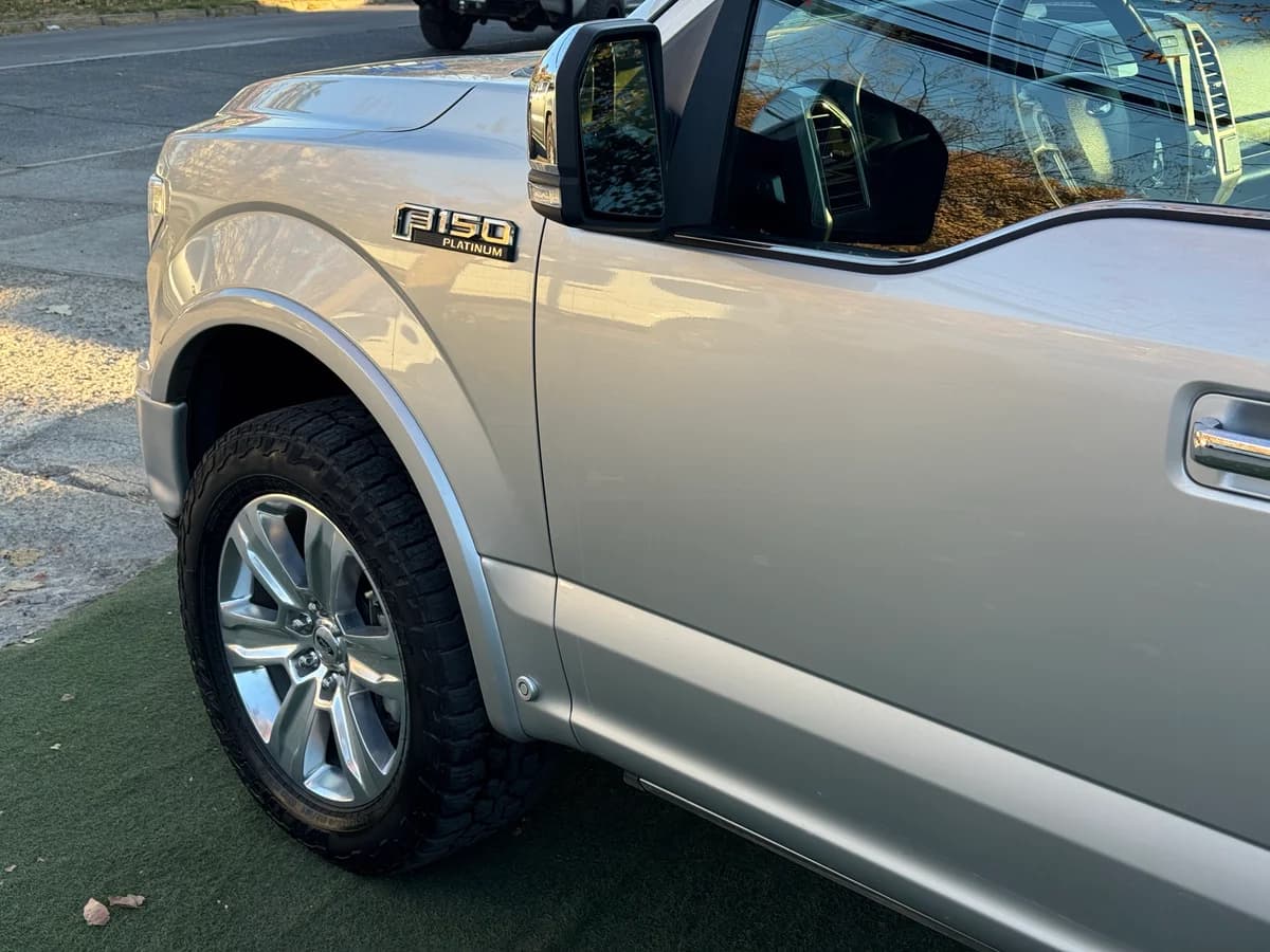 FORD F 150 Platinum 2018 - Imagen 11