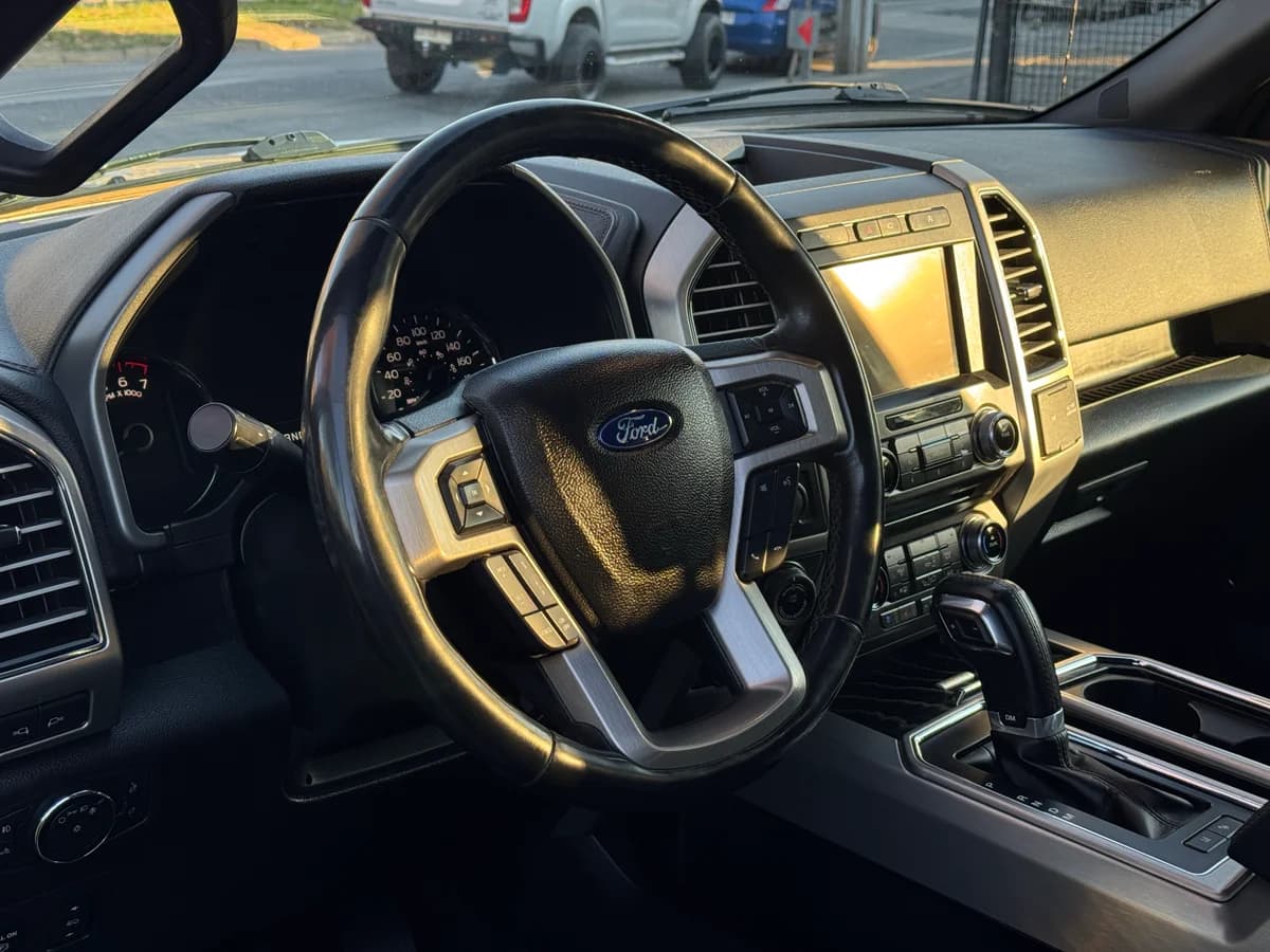 FORD F 150 Platinum 2018 - Imagen 13