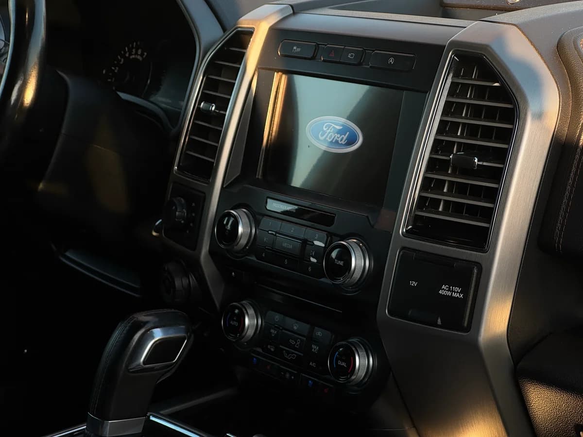 FORD F 150 Platinum 2018 - Imagen 20