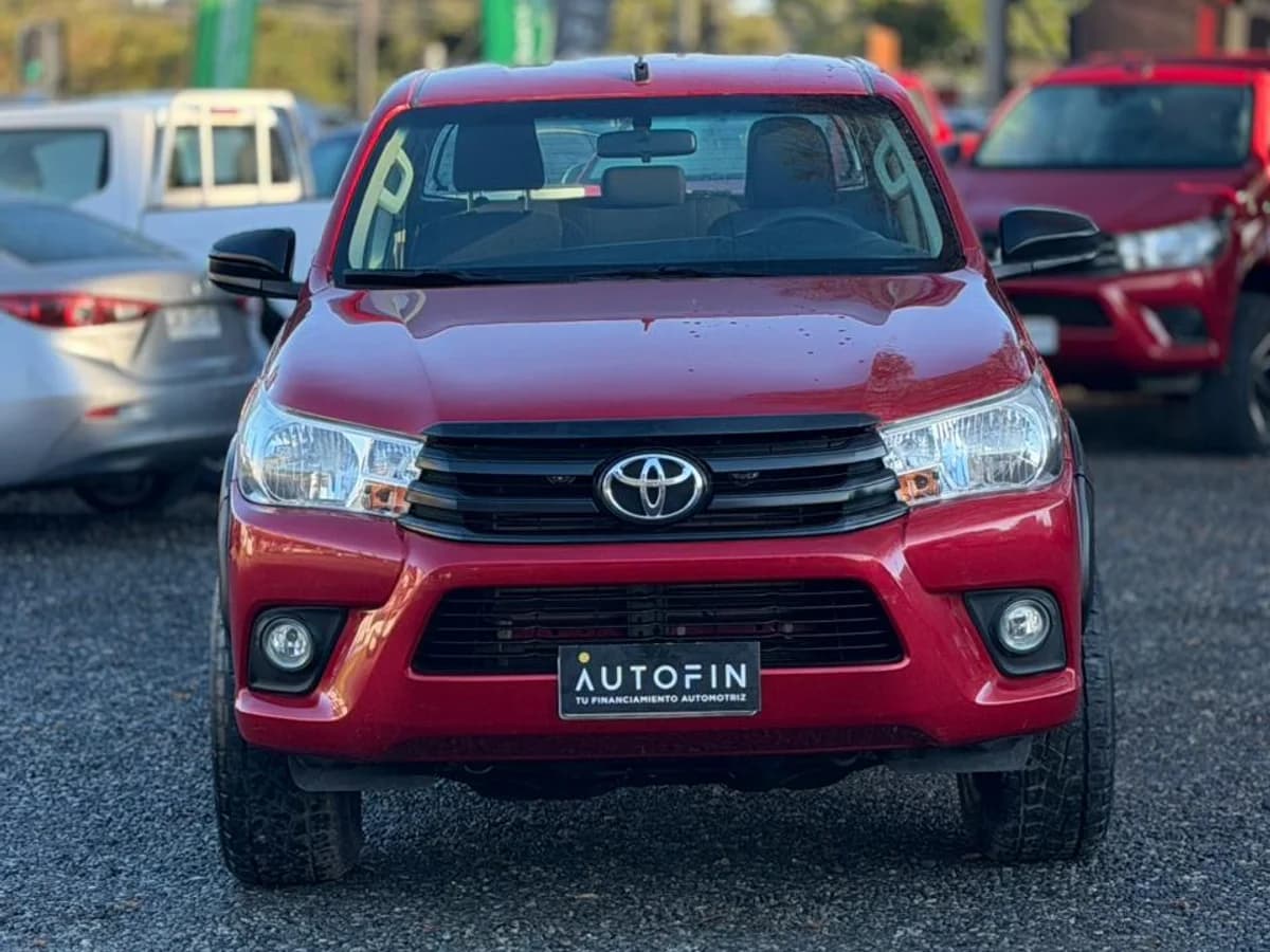 TOYOTA HILUX DX DCAB 4x4 2.4 MT 2021 - Imagen 2