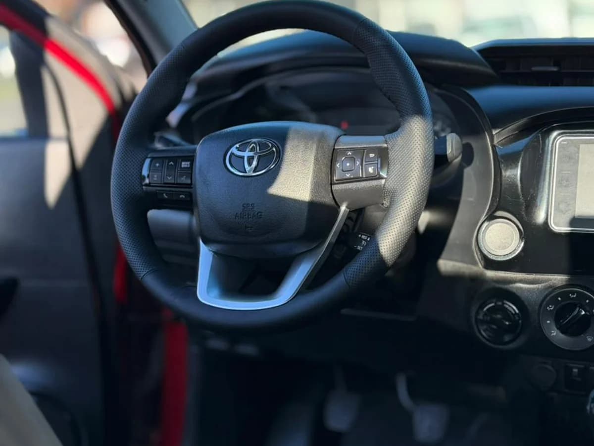 TOYOTA HILUX DX DCAB 4x4 2.4 MT 2021 - Imagen 9
