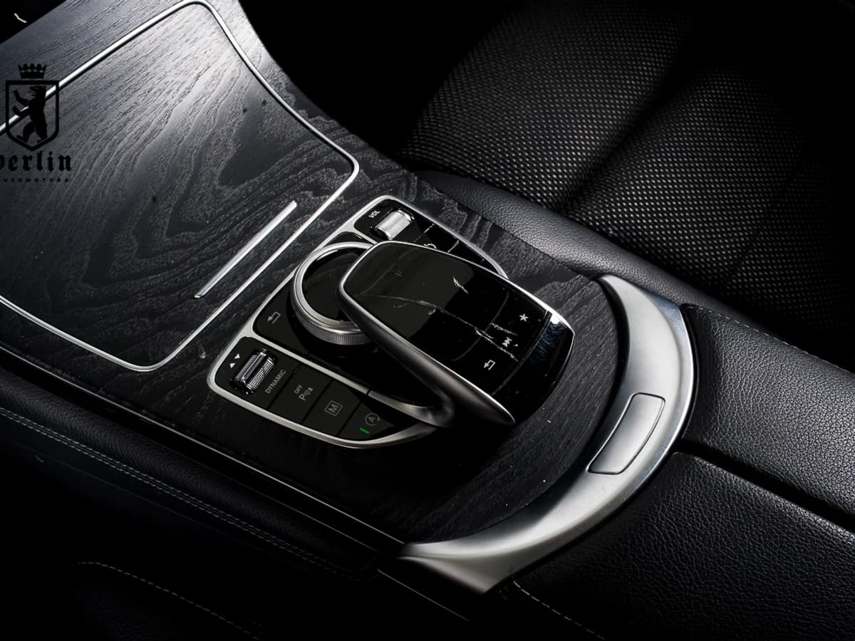 MERCEDES BENZ GLC 250 D Diesel 4Matic Coupe 2018 - Imagen 17