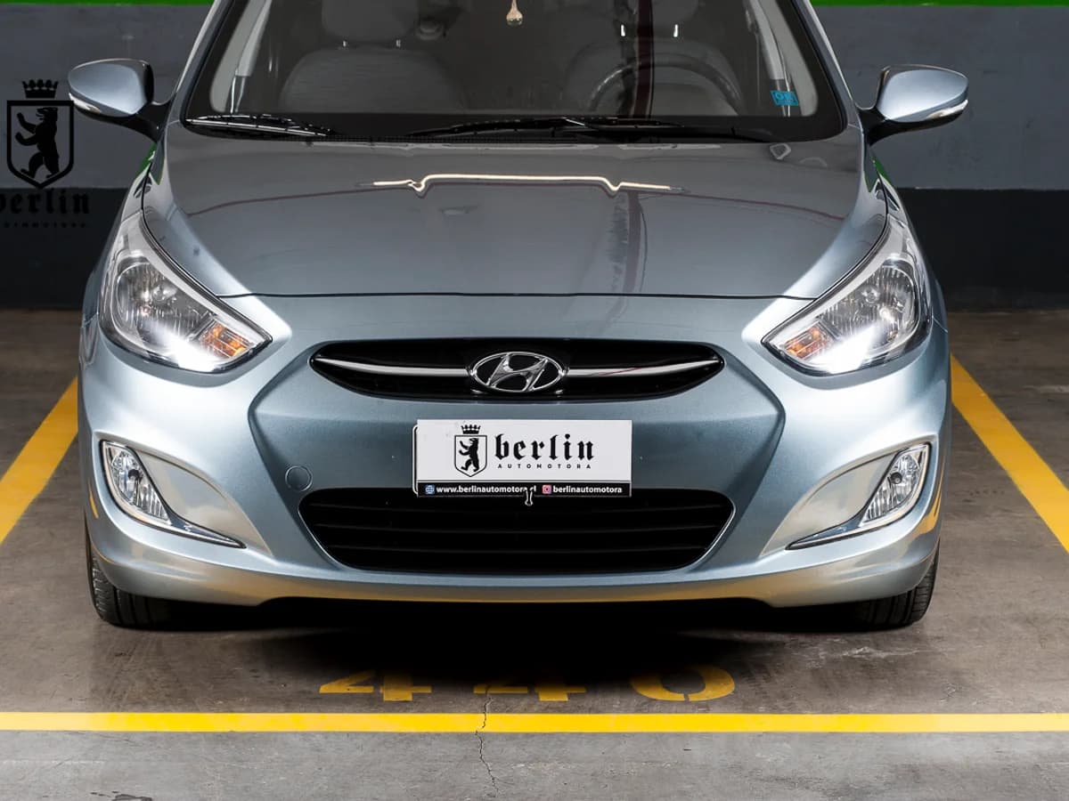 HYUNDAI Accent RB 1.4 Caja sexta Aire 2019 - Imagen 4