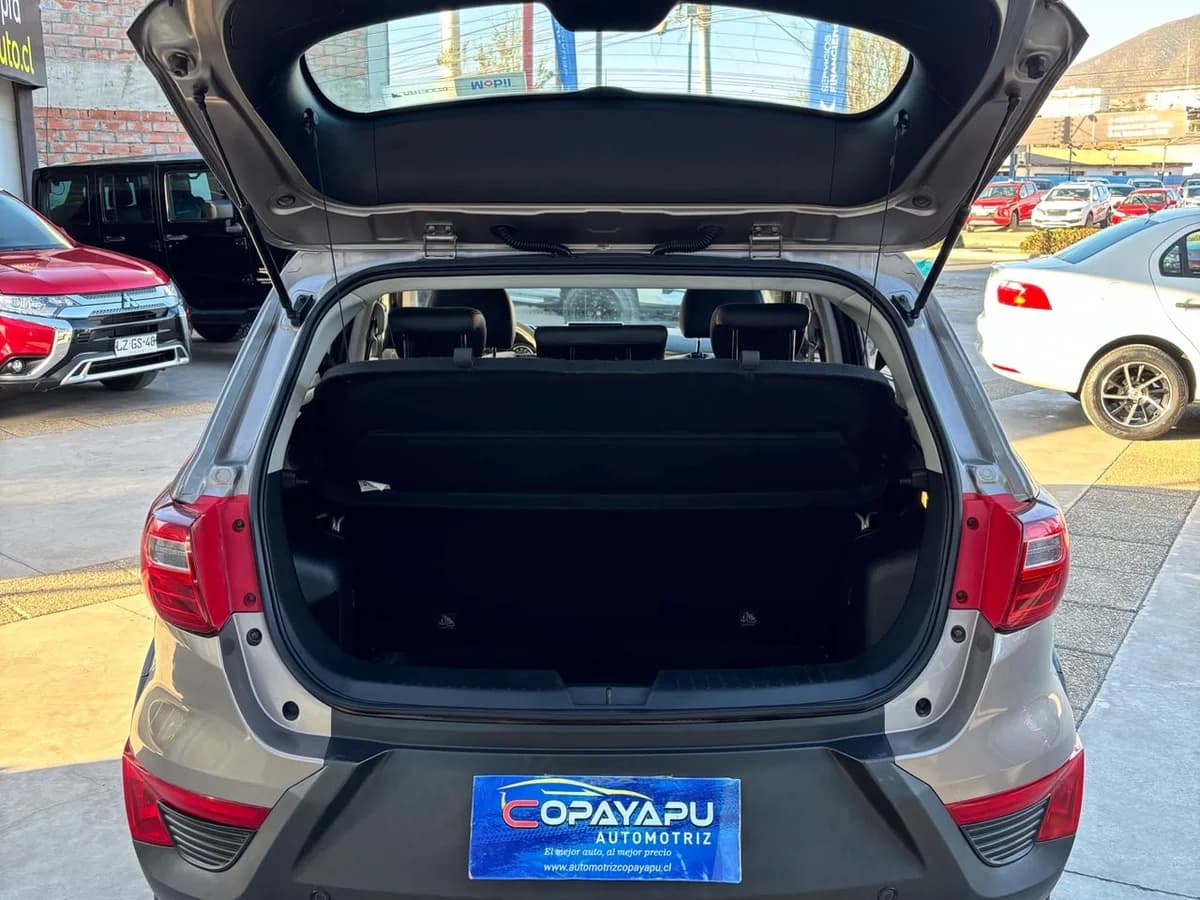 BAIC x25 1.5 2021 - Imagen 10