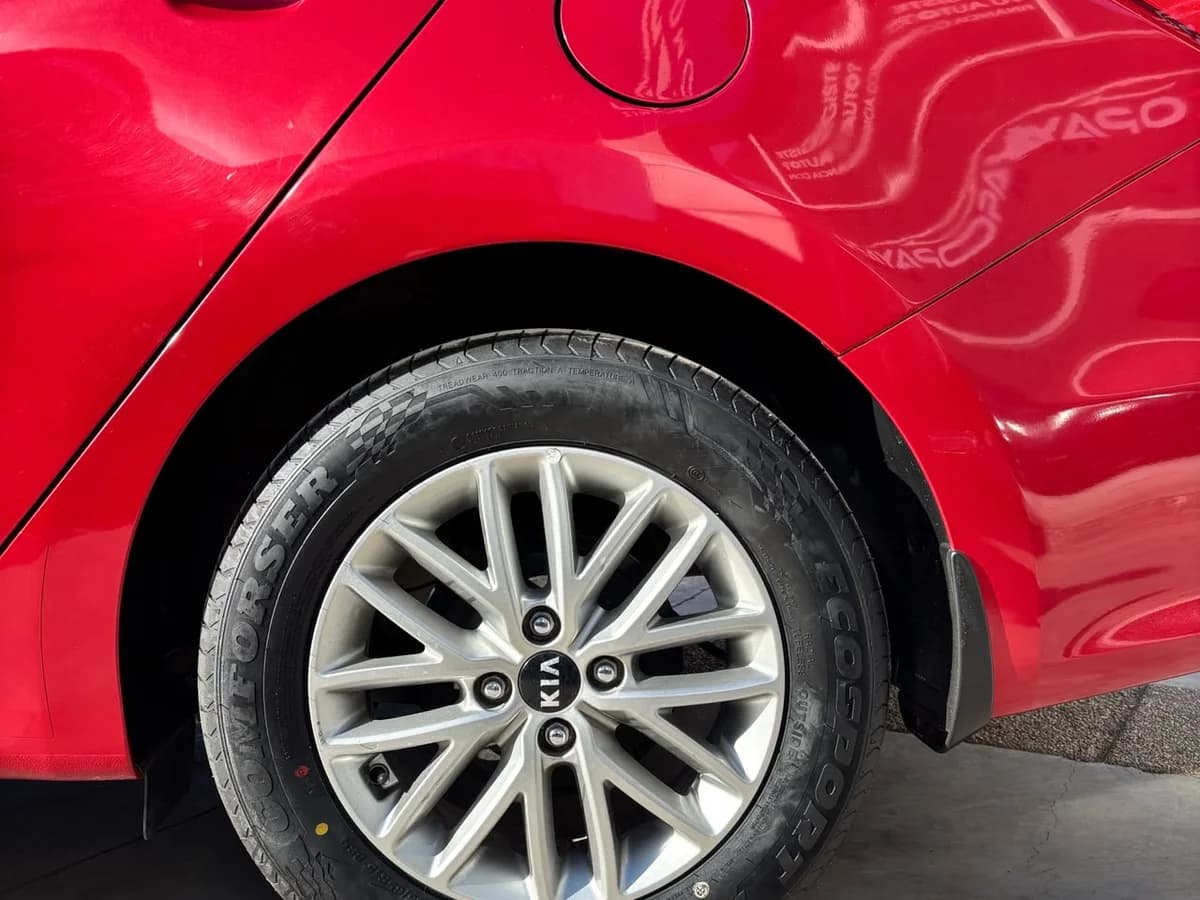 KIA RIO 4 1.4 1.4 LX 4X2 DAB 6MT 4P 2019 - Imagen 6