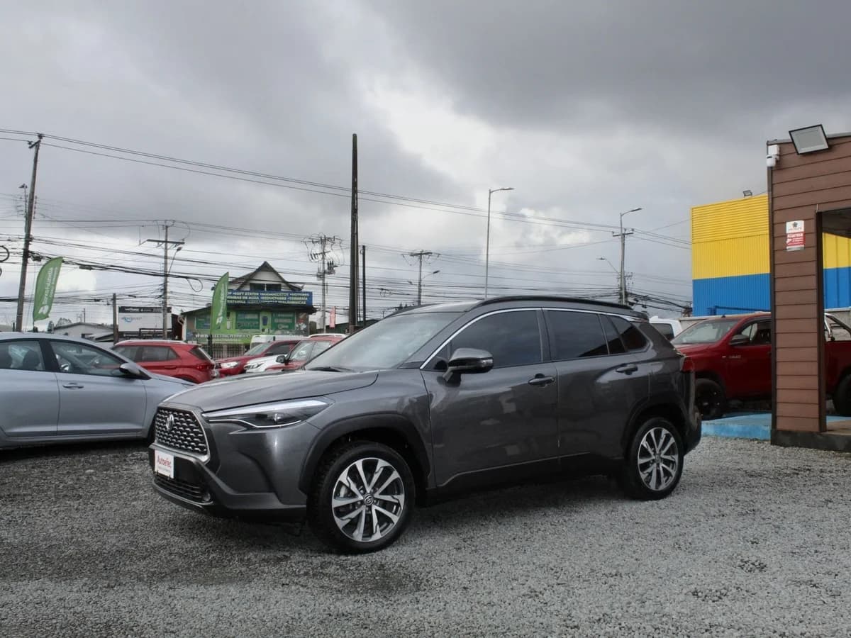 TOYOTA Corolla Cross 2.0 SEG 4X2 CVT AT 5P 2023 - Imagen 1