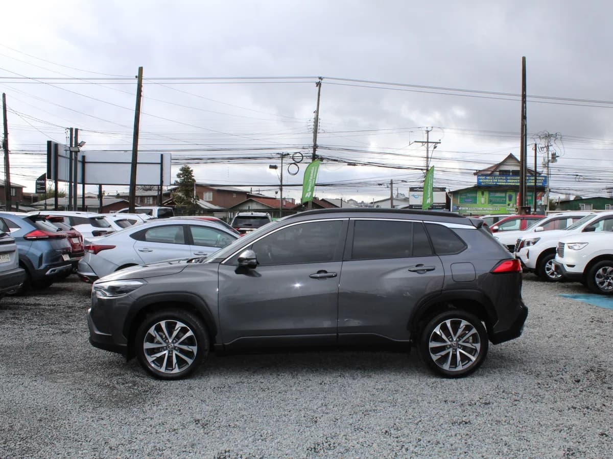 TOYOTA Corolla Cross 2.0 SEG 4X2 CVT AT 5P 2023 - Imagen 11