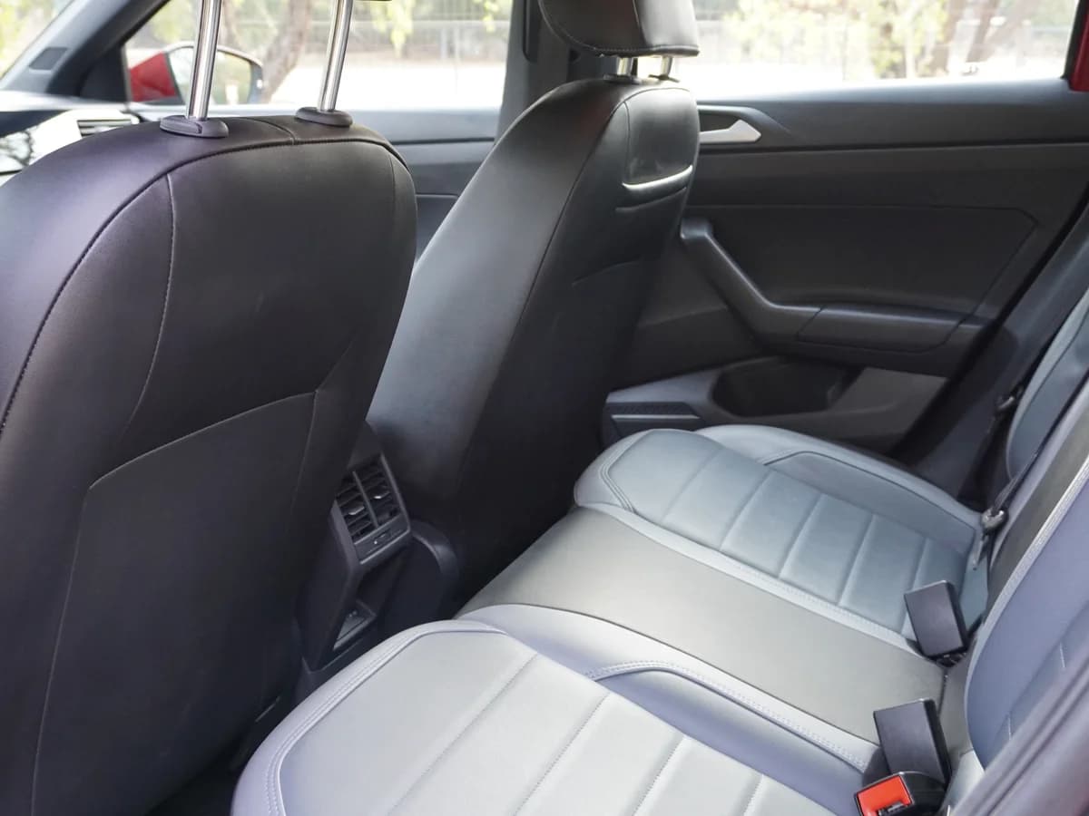 VOLKSWAGEN NIVUS TSI 1.0 AUT Highline 2023 - Imagen 20