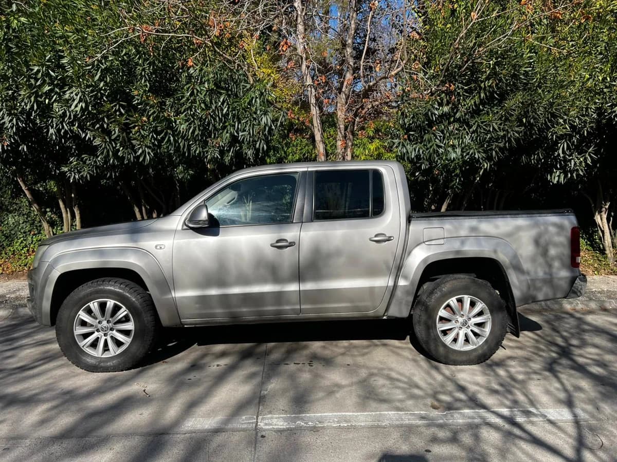 VOLKSWAGEN AMAROK HIGHLINE 4X4 2.0 AUT DIESEL 180HP AT 4P 2015 - Imagen 4