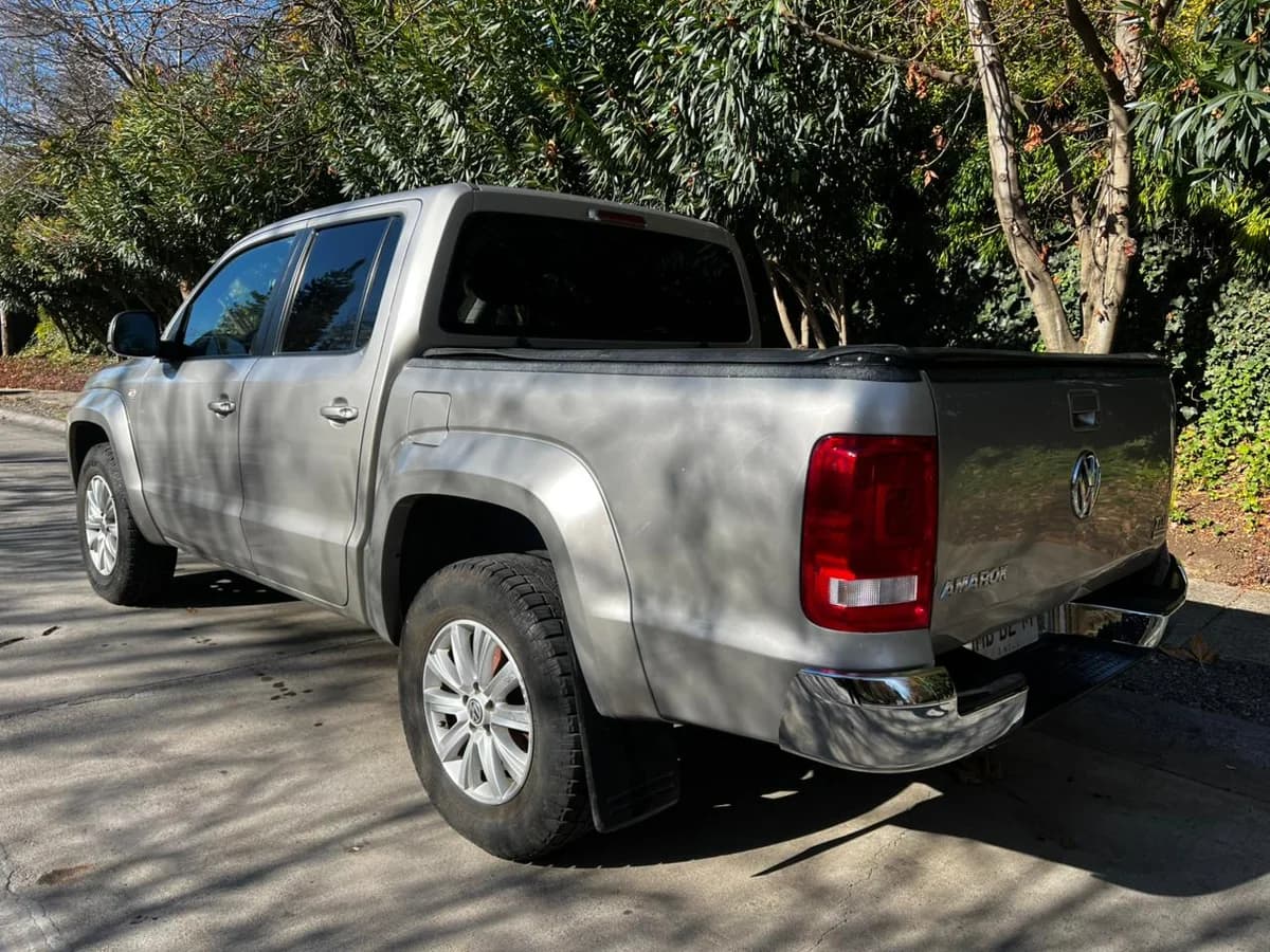 VOLKSWAGEN AMAROK HIGHLINE 4X4 2.0 AUT DIESEL 180HP AT 4P 2015 - Imagen 5