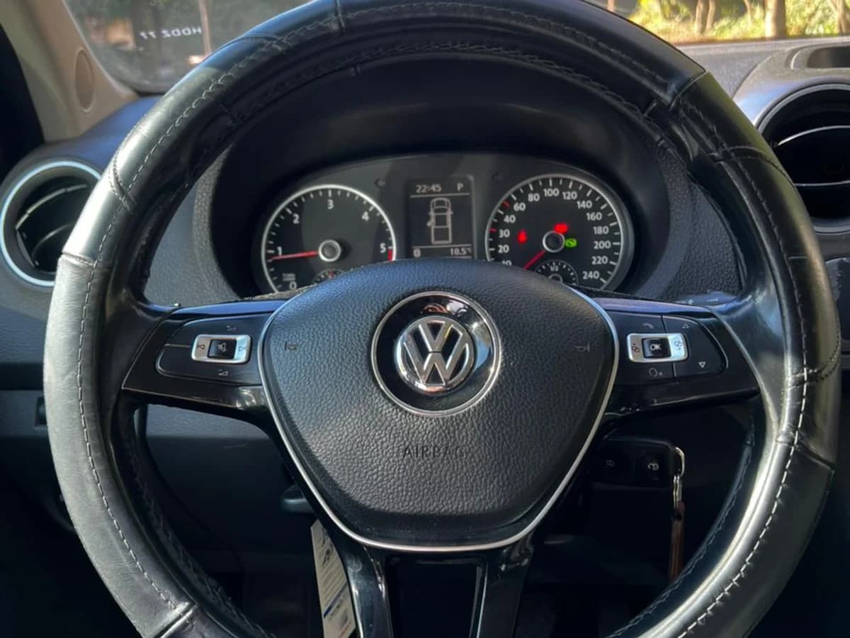 VOLKSWAGEN AMAROK HIGHLINE 4X4 2.0 AUT DIESEL 180HP AT 4P 2015 - Imagen 20