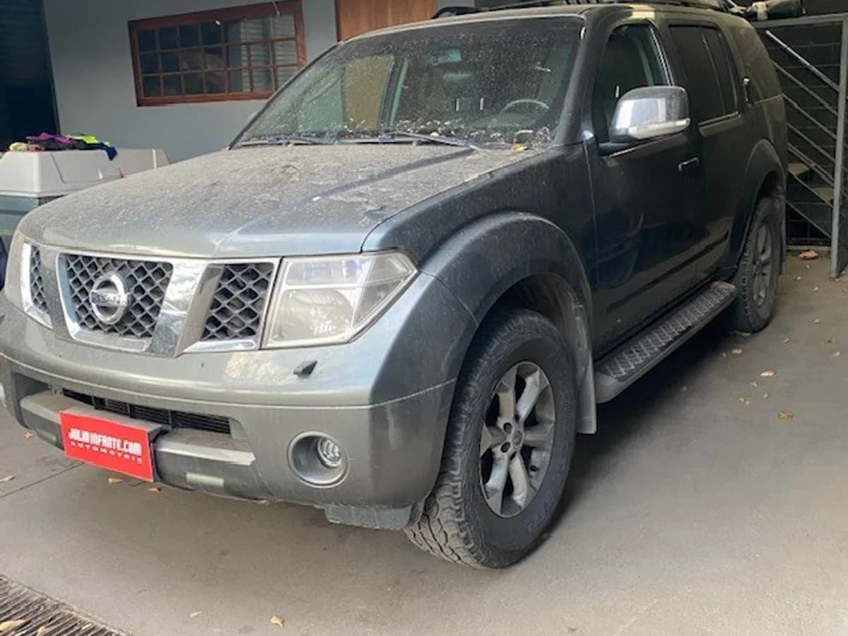 NISSAN PATHFINDER Limited 2.5 2010 - Imagen 3