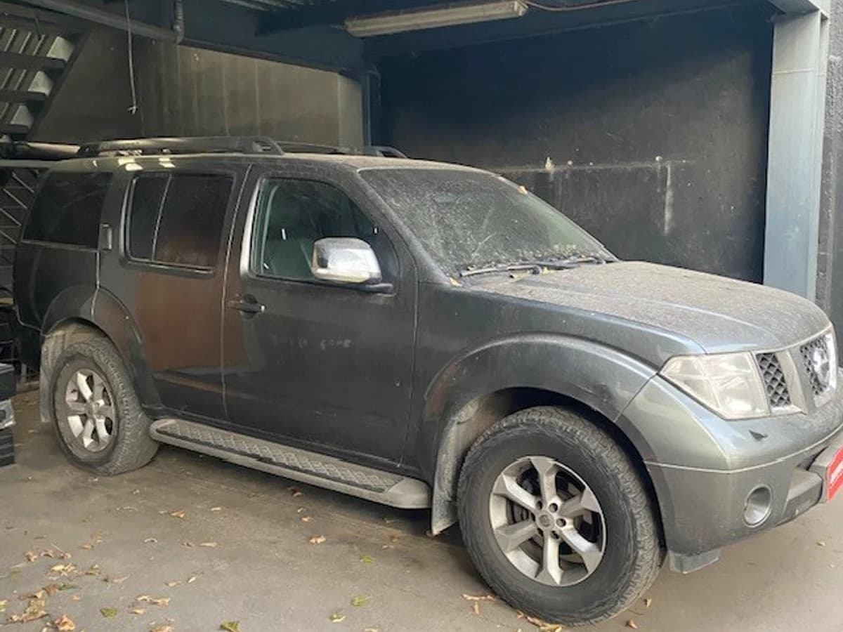 NISSAN PATHFINDER Limited 2.5 2010 - Imagen 1