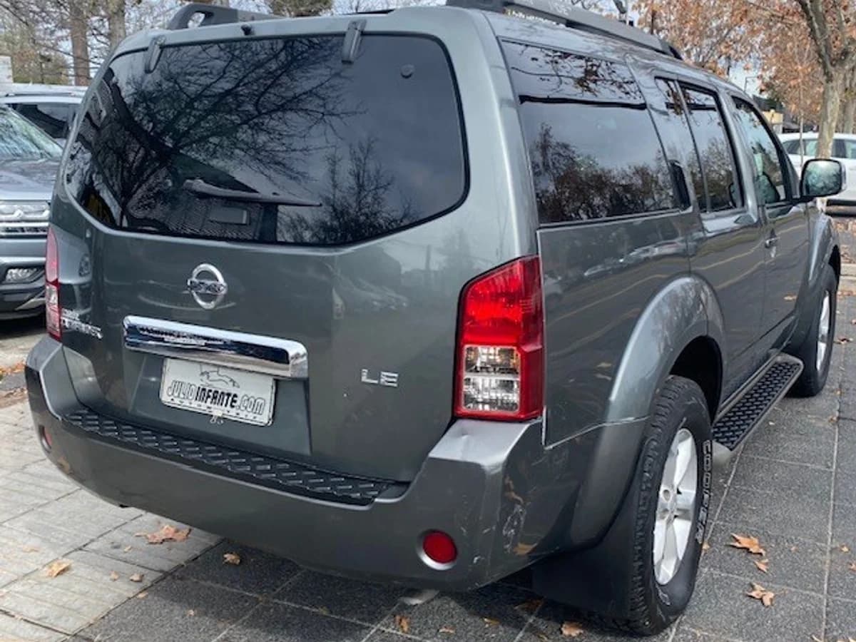 NISSAN PATHFINDER Limited 2.5 2010 - Imagen 2