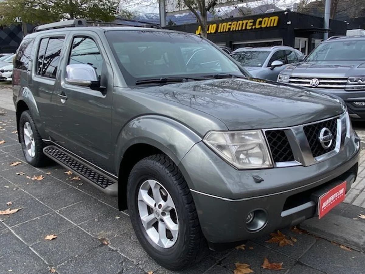 NISSAN PATHFINDER Limited 2.5 2010 - Imagen 5