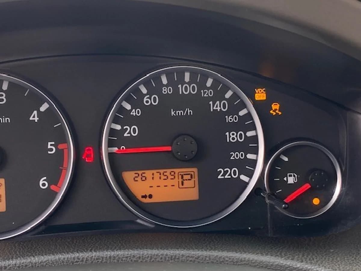 NISSAN PATHFINDER Limited 2.5 2010 - Imagen 24