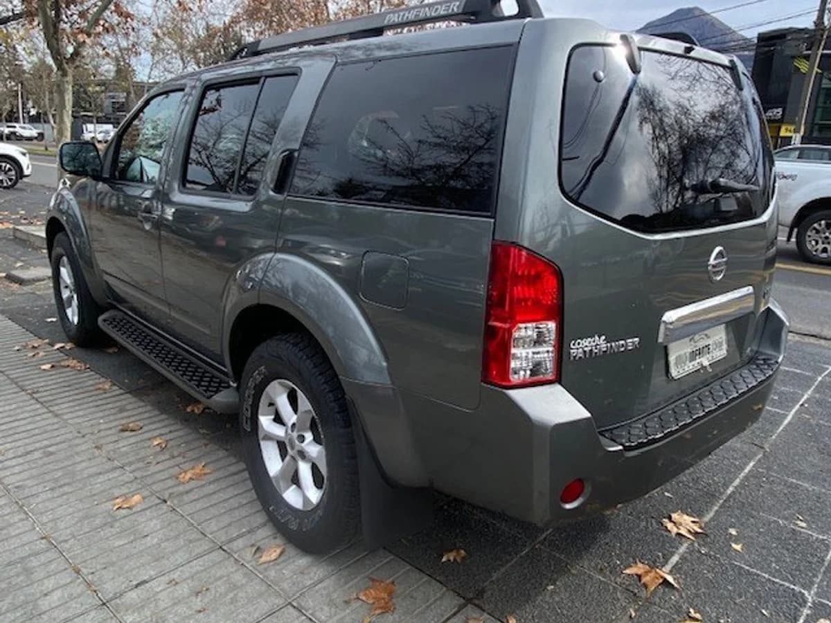 NISSAN PATHFINDER Limited 2.5 2010 - Imagen 6