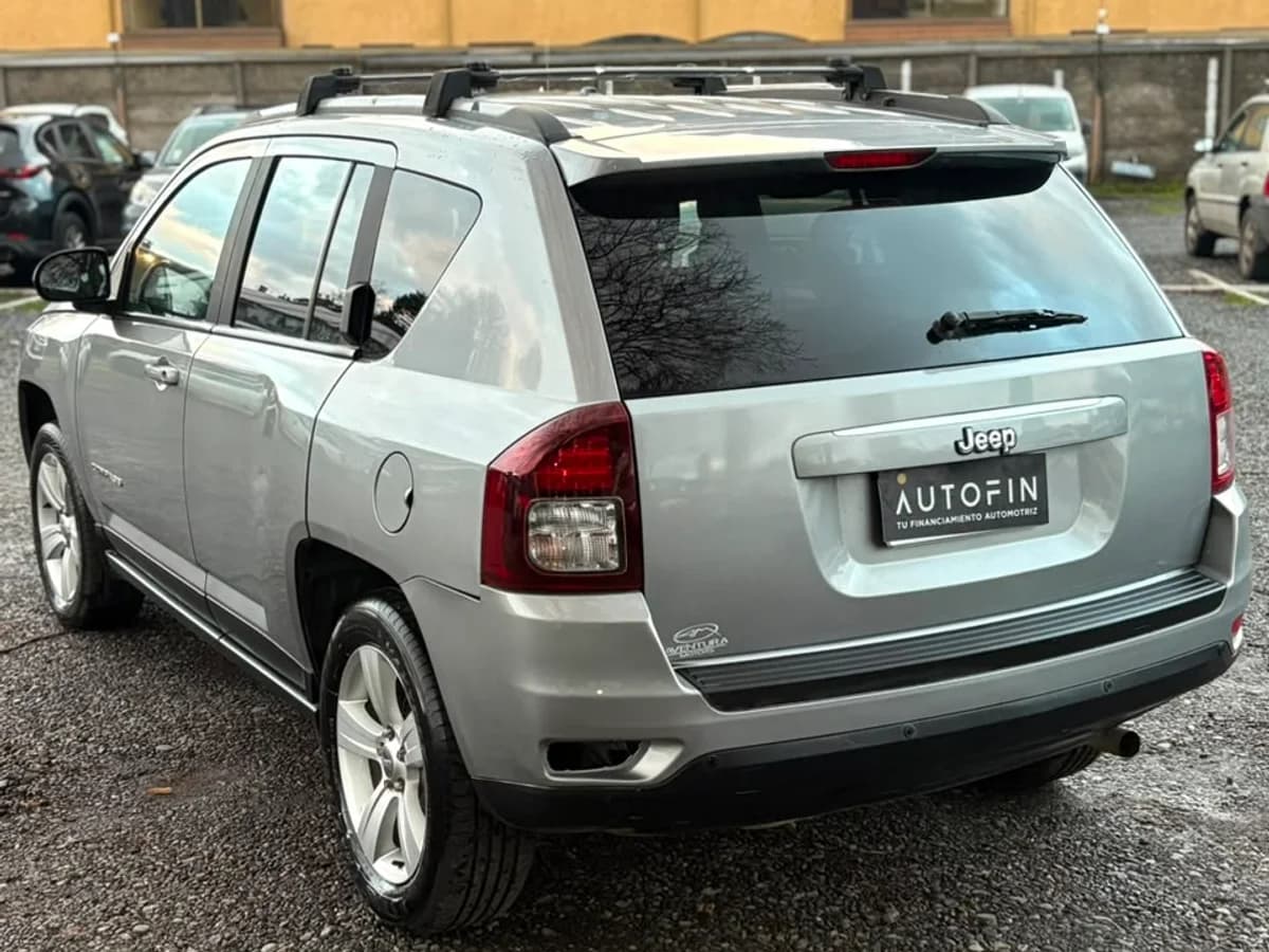 JEEP COMPASS SPORT 2.4 2.4 SPORT 2WD AT 5P 2015 - Imagen 4