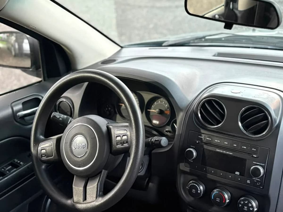 JEEP COMPASS SPORT 2.4 2.4 SPORT 2WD AT 5P 2015 - Imagen 19