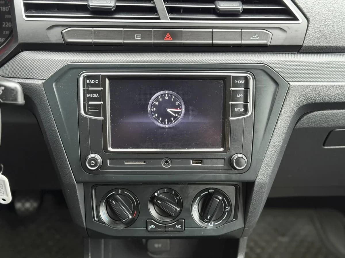 VOLKSWAGEN SAVEIRO D CAB 1.6 COMFORTLINE MT 4X2 2022 - Imagen 18