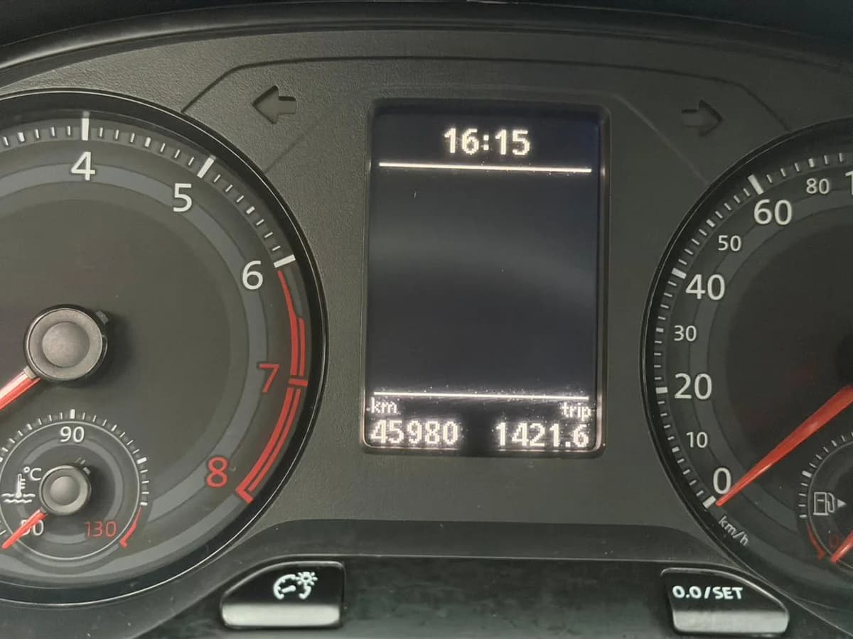 VOLKSWAGEN SAVEIRO D CAB 1.6 COMFORTLINE MT 4X2 2022 - Imagen 19