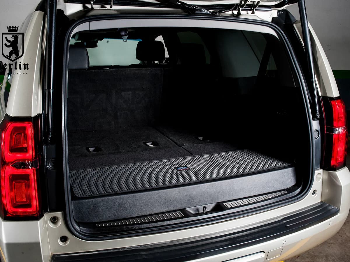CHEVROLET TAHOE LT 5.3 AUT TERCERA CORRIDA DVD 2017 - Imagen 9