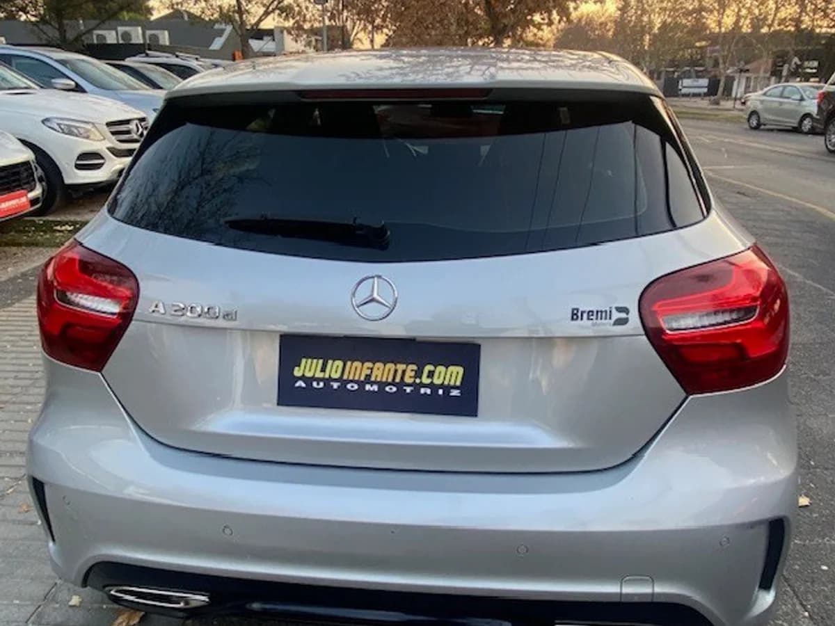 MERCEDES-BENZ A200 1.6 DIESEL 2018 - Imagen 7