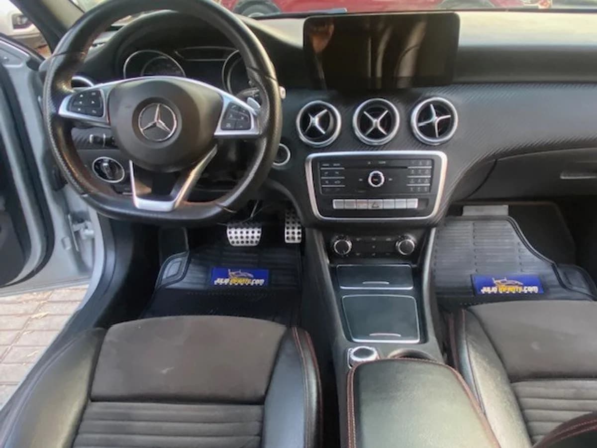 MERCEDES-BENZ A200 1.6 DIESEL 2018 - Imagen 15