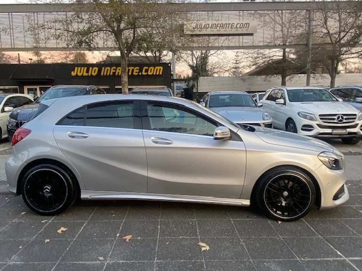 MERCEDES-BENZ A200 1.6 DIESEL 2018 - Imagen 9