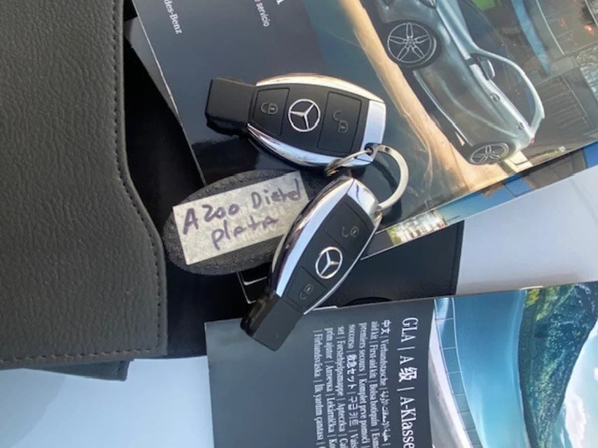 MERCEDES-BENZ A200 1.6 DIESEL 2018 - Imagen 26