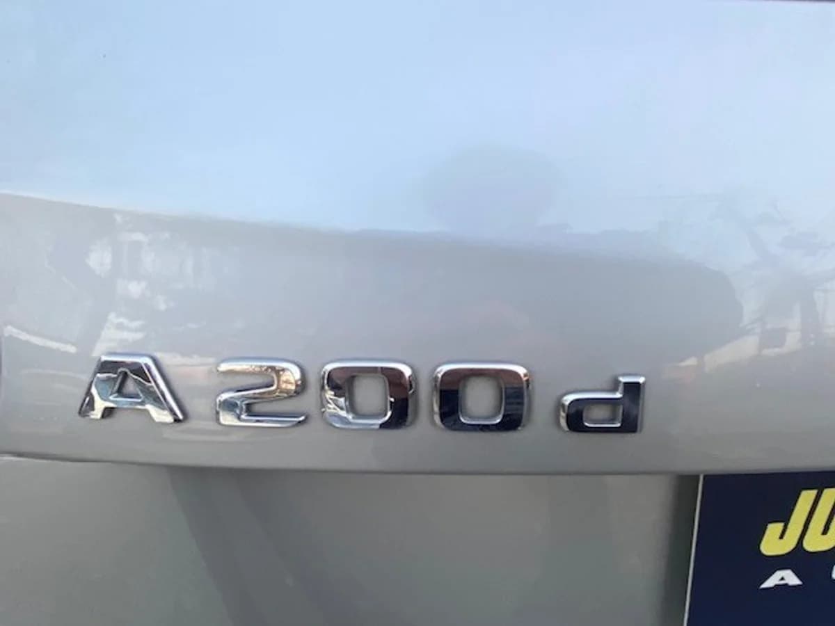 MERCEDES-BENZ A200 1.6 DIESEL 2018 - Imagen 8
