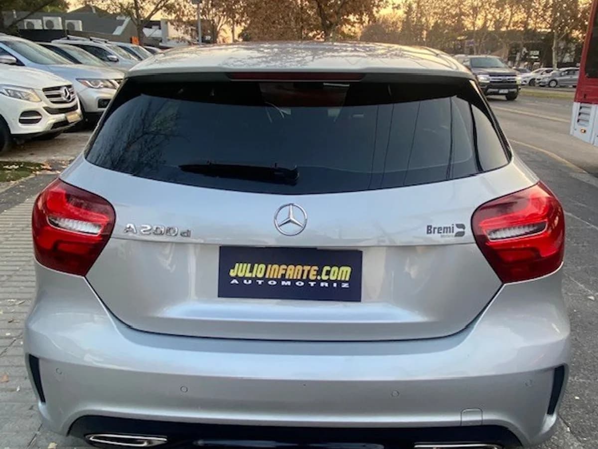 MERCEDES-BENZ A200 1.6 DIESEL 2018 - Imagen 6