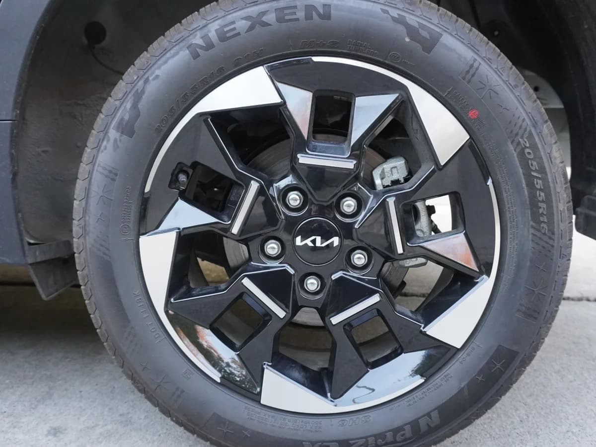KIA Sonet 1.5 EX Full 6MT 2025 - Imagen 11