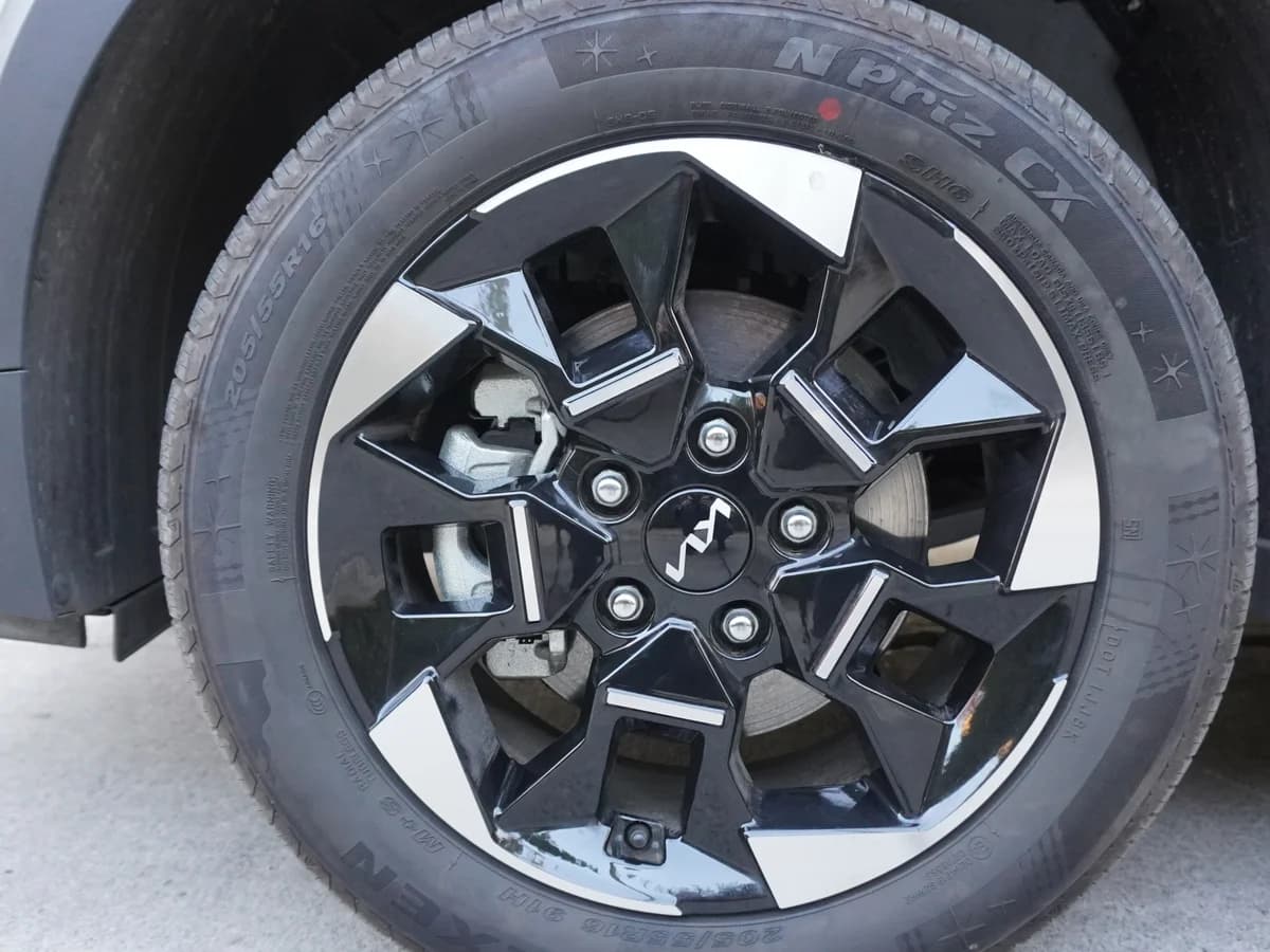 KIA Sonet 1.5 EX Full 6MT 2025 - Imagen 12