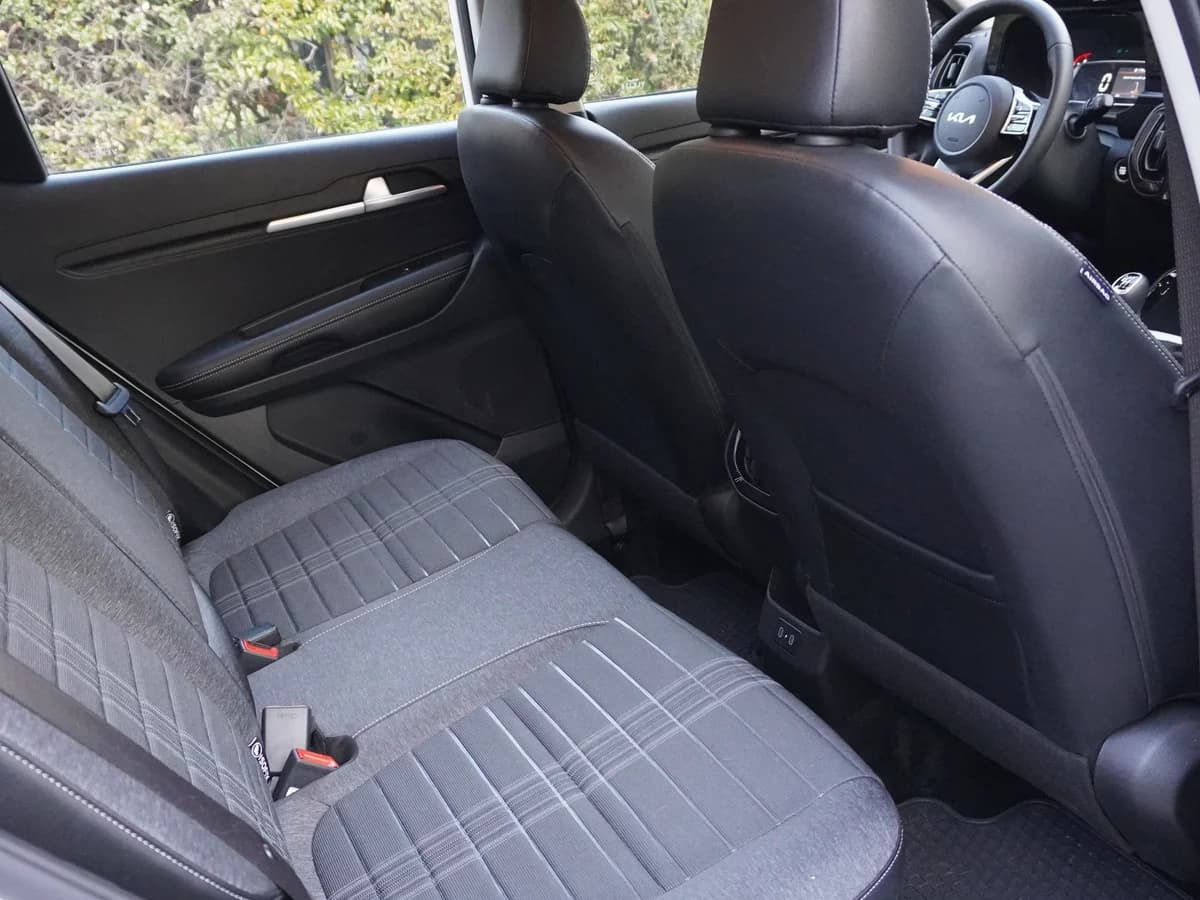 KIA Sonet 1.5 EX Full 6MT 2025 - Imagen 17