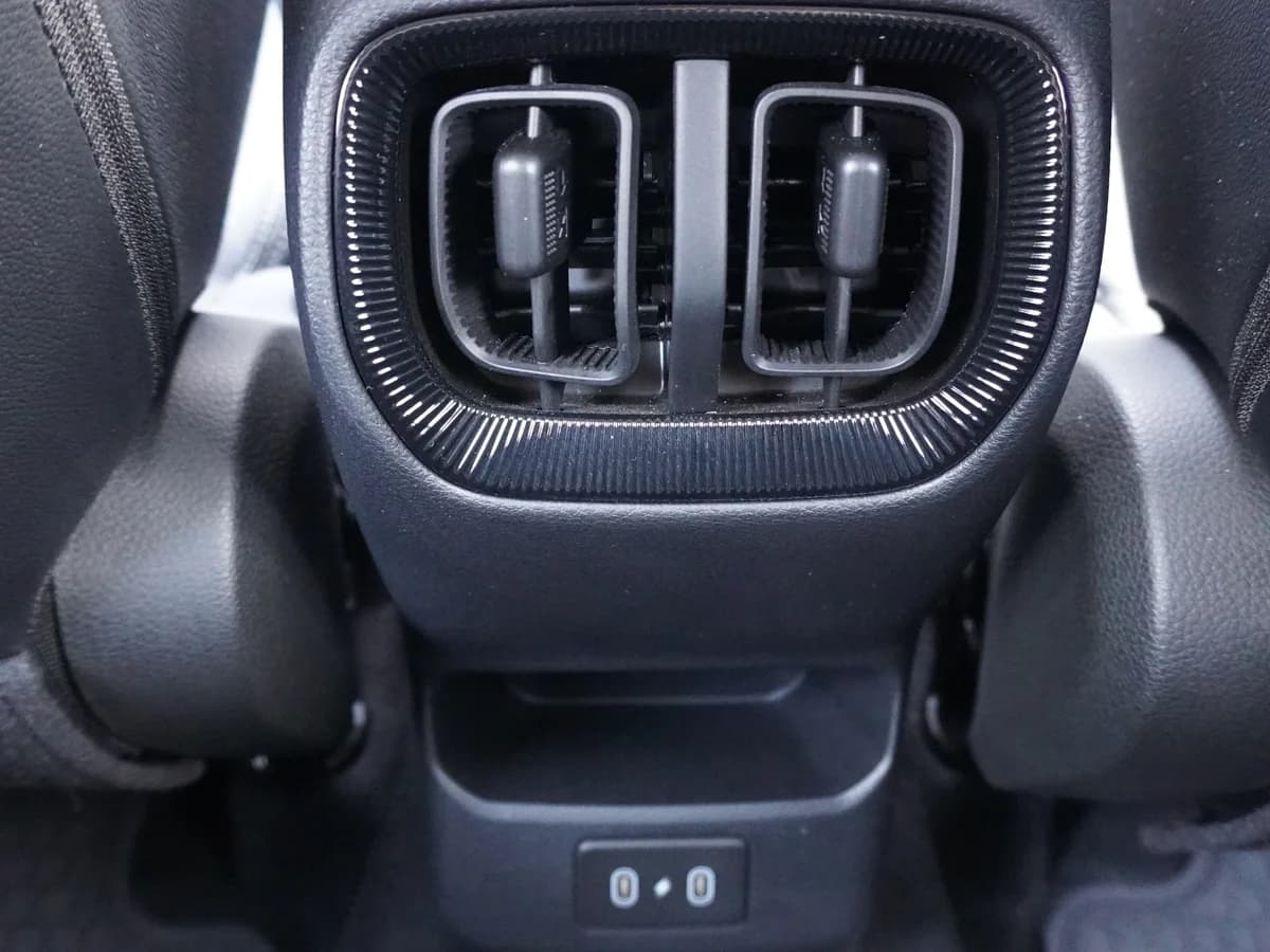KIA Sonet 1.5 EX Full 6MT 2025 - Imagen 20