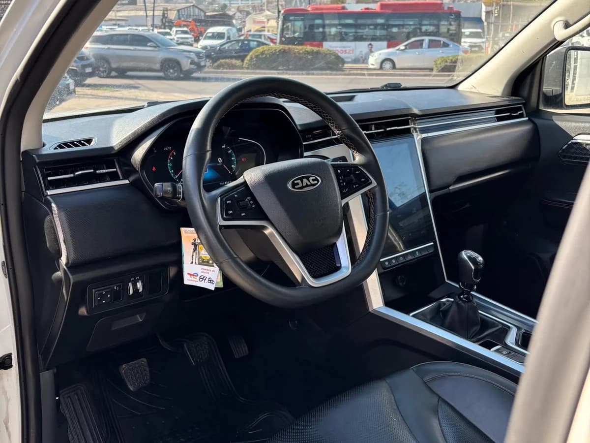 JAC T8 DCAB 2.0 DIESEL 2022 - Imagen 5