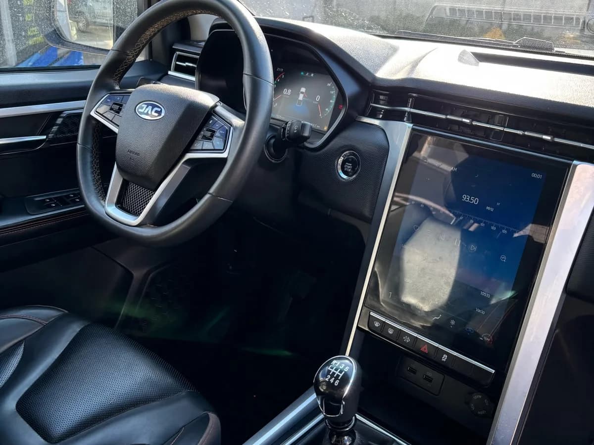 JAC T8 DCAB 2.0 DIESEL 2022 - Imagen 8