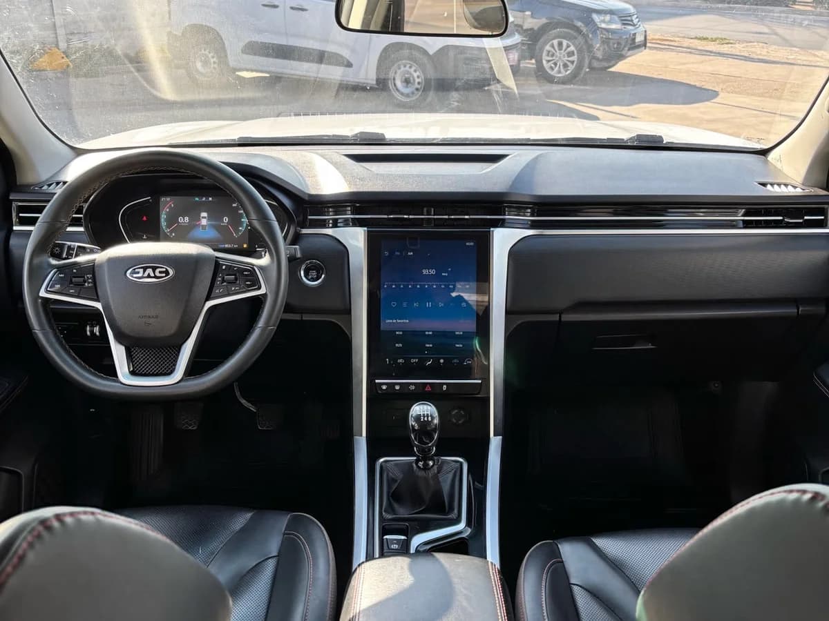 JAC T8 DCAB 2.0 DIESEL 2022 - Imagen 9